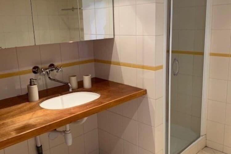 Quietly Located Mansion Near The Centre Of Holiday home *